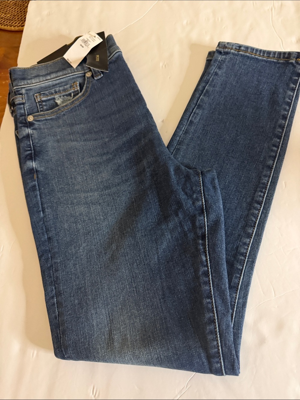 Banana Republic Women's Skinny Jeans in Medium Wash Blue